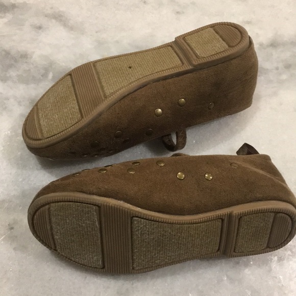 EUC • Old Navy • Baby Size 5, 6-12m • Ballet Flats - Picture 3 of 4